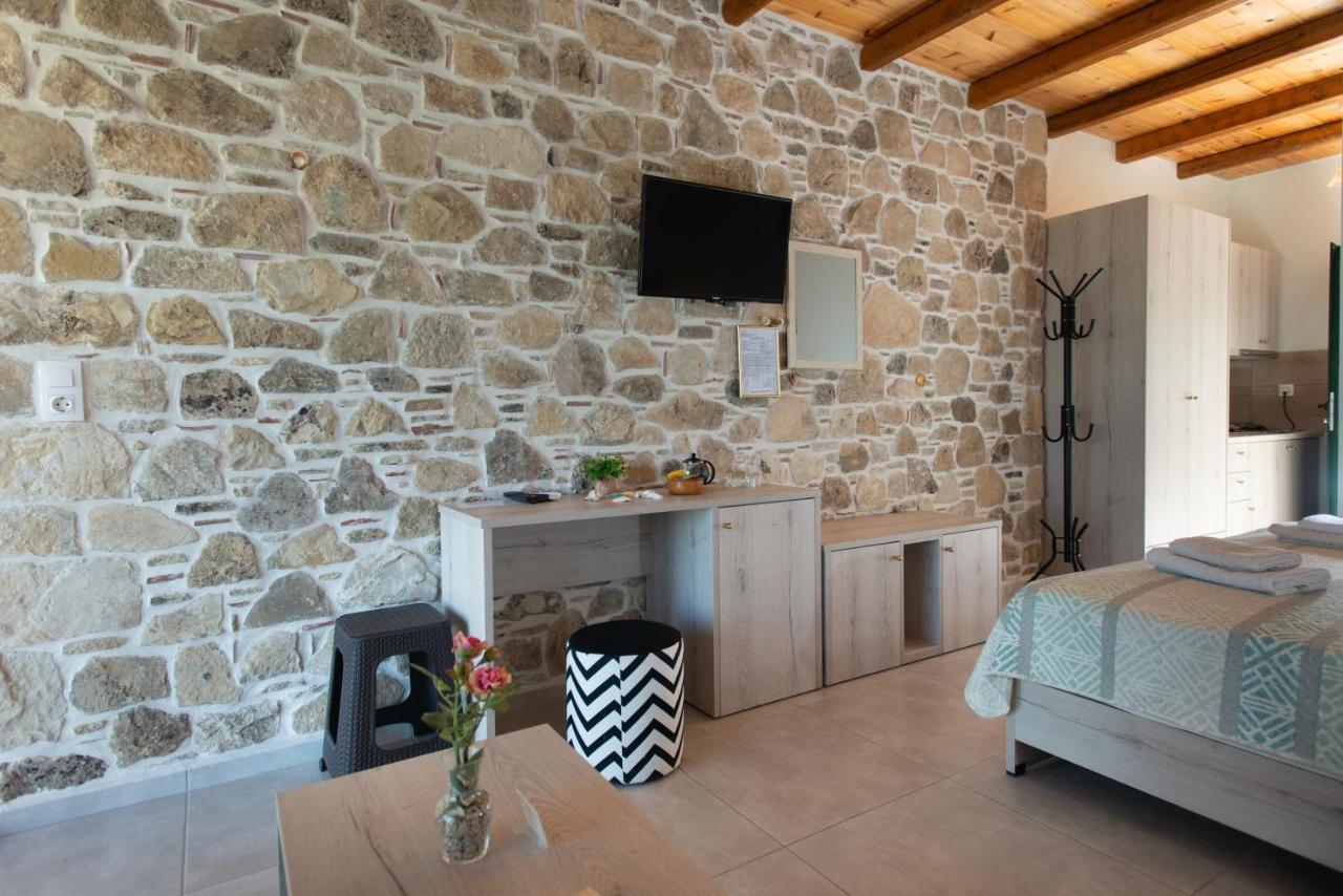 Sivas Apartments-Studios,Sigelakis With Very Nice View ภายนอก รูปภาพ