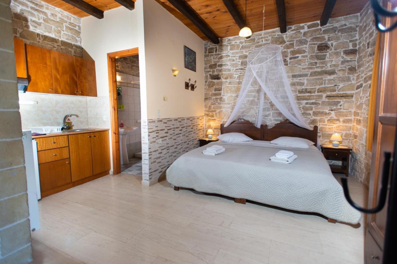 Sivas Apartments-Studios,Sigelakis With Very Nice View ภายนอก รูปภาพ
