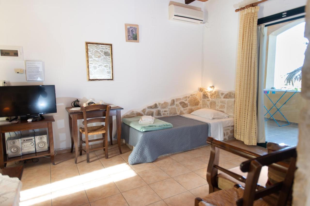 Sivas Apartments-Studios,Sigelakis With Very Nice View ภายนอก รูปภาพ