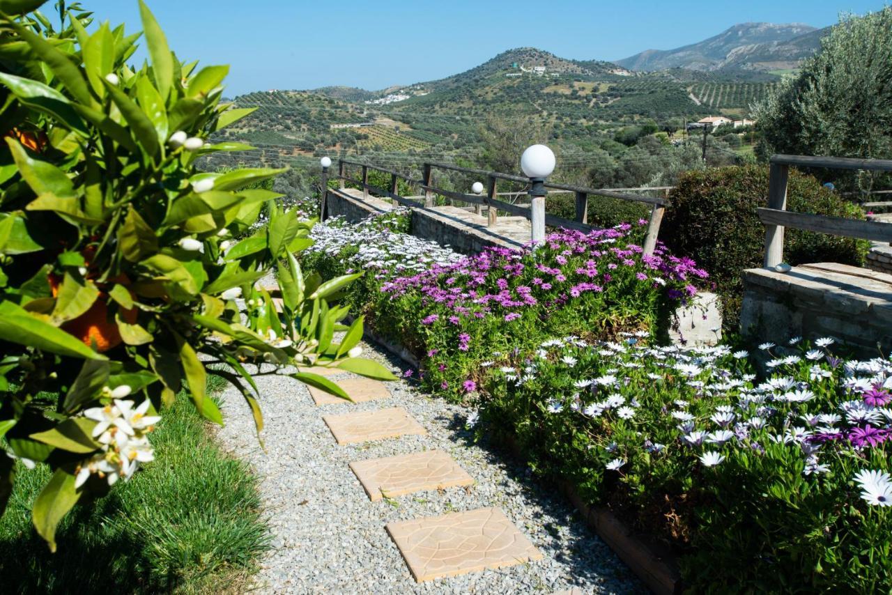 Sivas Apartments-Studios,Sigelakis With Very Nice View ภายนอก รูปภาพ