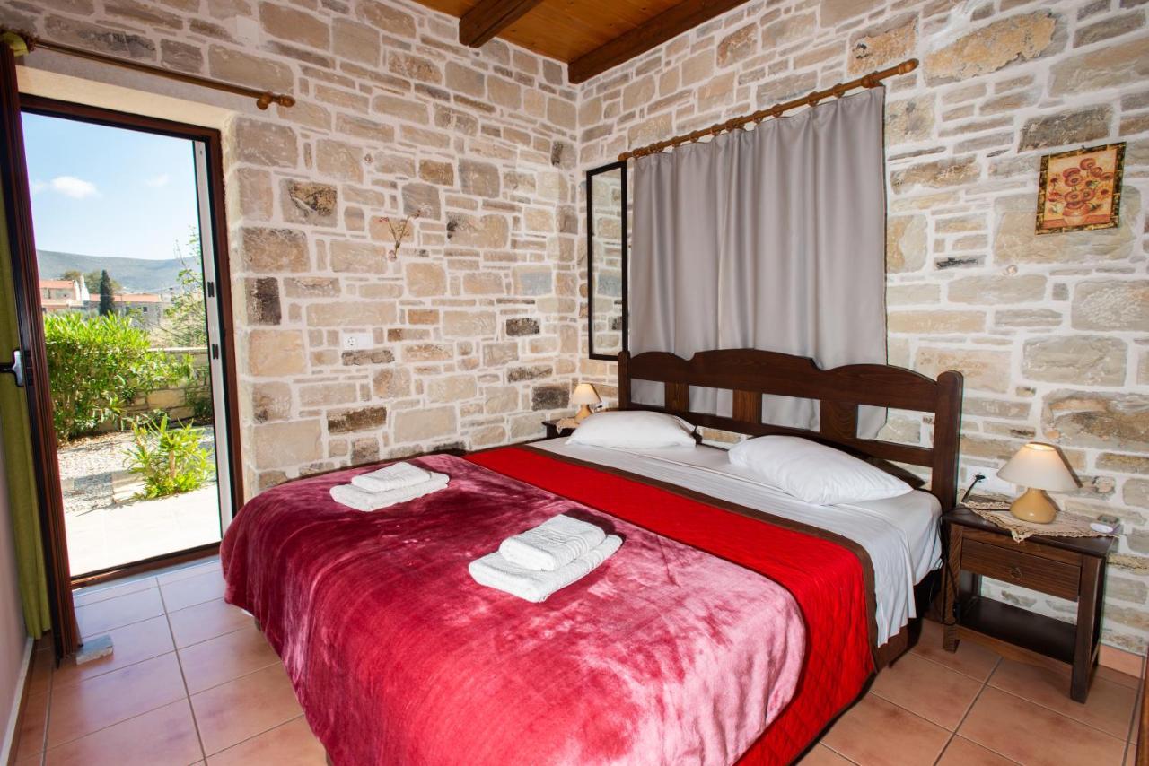 Sivas Apartments-Studios,Sigelakis With Very Nice View ภายนอก รูปภาพ