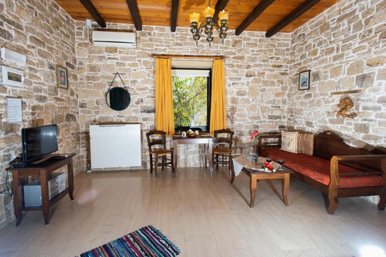 Sivas Apartments-Studios,Sigelakis With Very Nice View ภายนอก รูปภาพ